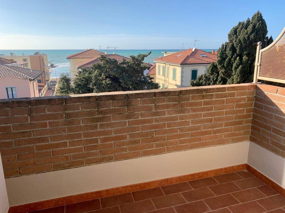 Casa Myconis 68Mq A Due Passi Dal Mare Di San Vincenzo Διαμέρισμα Εξωτερικό φωτογραφία