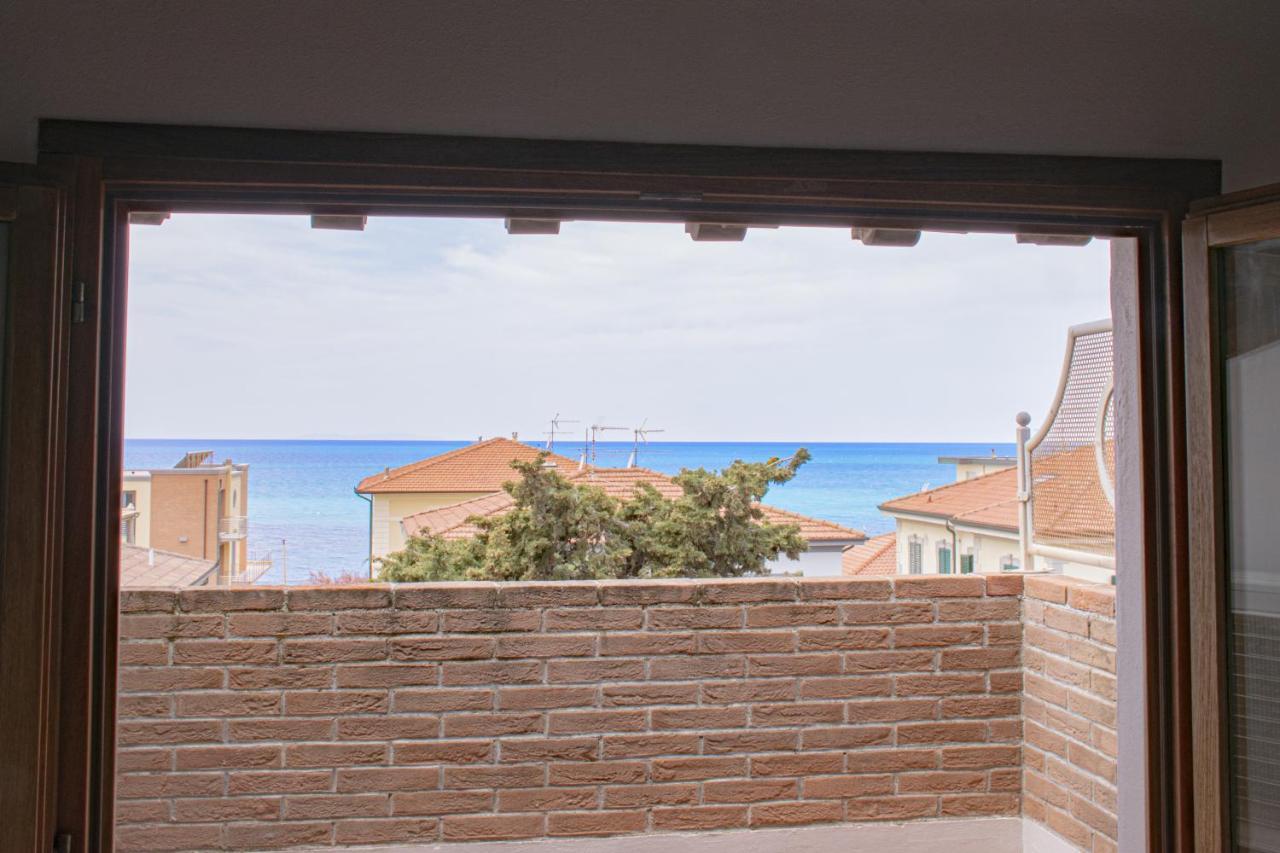 Casa Myconis 68Mq A Due Passi Dal Mare Di San Vincenzo Διαμέρισμα Εξωτερικό φωτογραφία