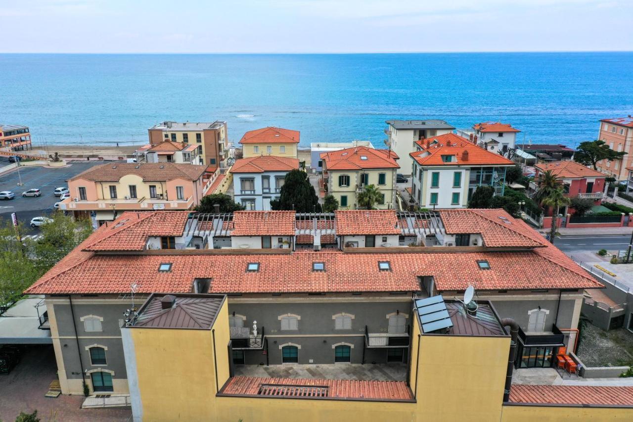 Casa Myconis 68Mq A Due Passi Dal Mare Di San Vincenzo Διαμέρισμα Εξωτερικό φωτογραφία